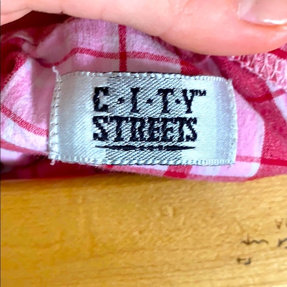 Pink, white and red plaid mini skirt/skort! - Picture 7 of 12